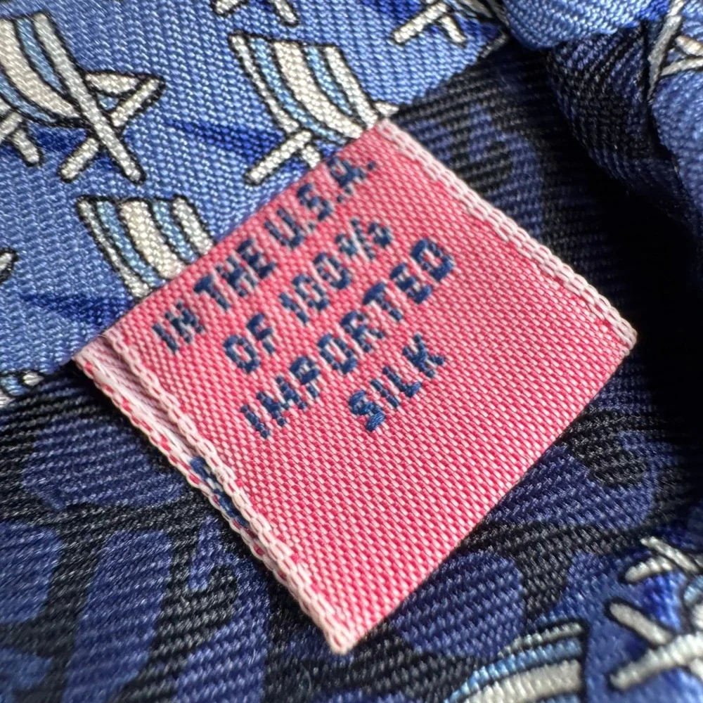Vineyard Vines Tie Blue Beach Chair AOP Handmade USA Silk Novelty Necktie
